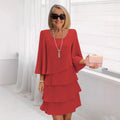 Elegante vestido midi con volantes